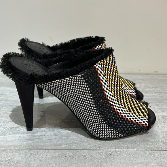 Guess Mules size 8 - Picture 2 of 6